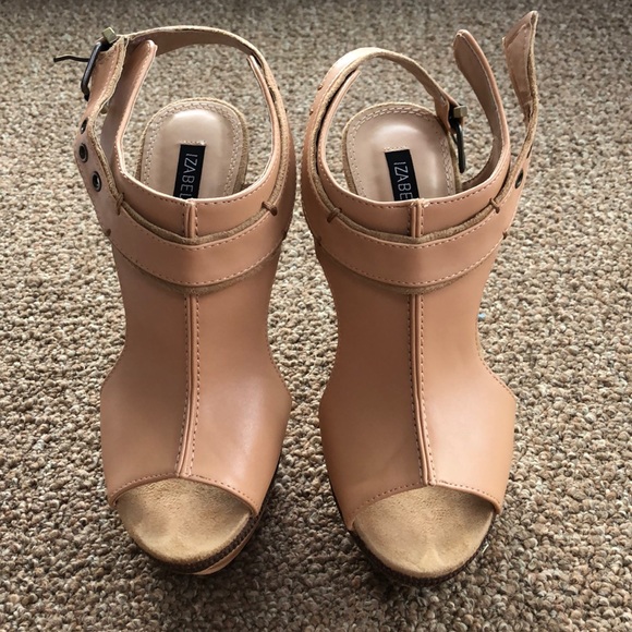 Izabella Rue Tan Wedges Size 8 - Picture 1 of 5